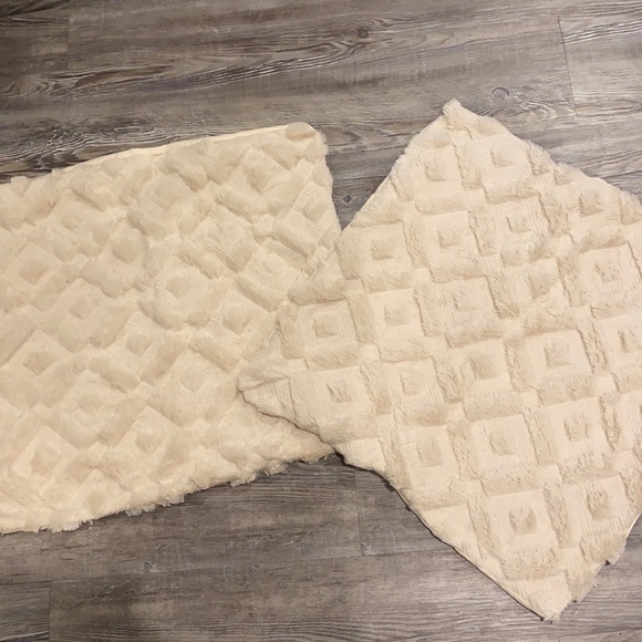 Other - Set of 2 farmhouse textured pillow covers new